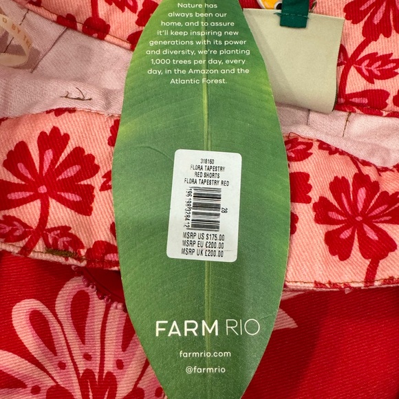 Farm Rio NWT Flora Tapestry Red Shorts w/ Belt - Picture 7 of 9